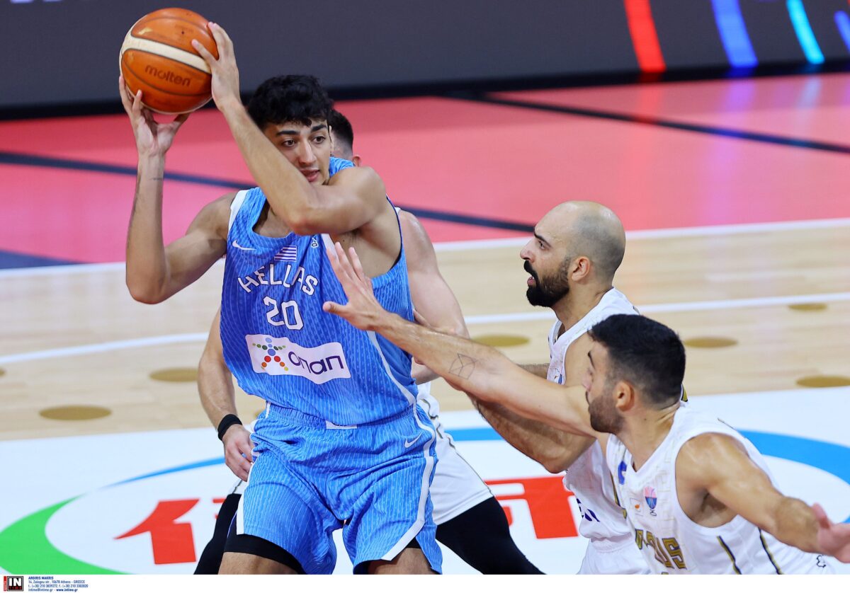 Υποψήφιος για το βραβείο Rising Star του Eurobasket ο Σαμοντούροβ