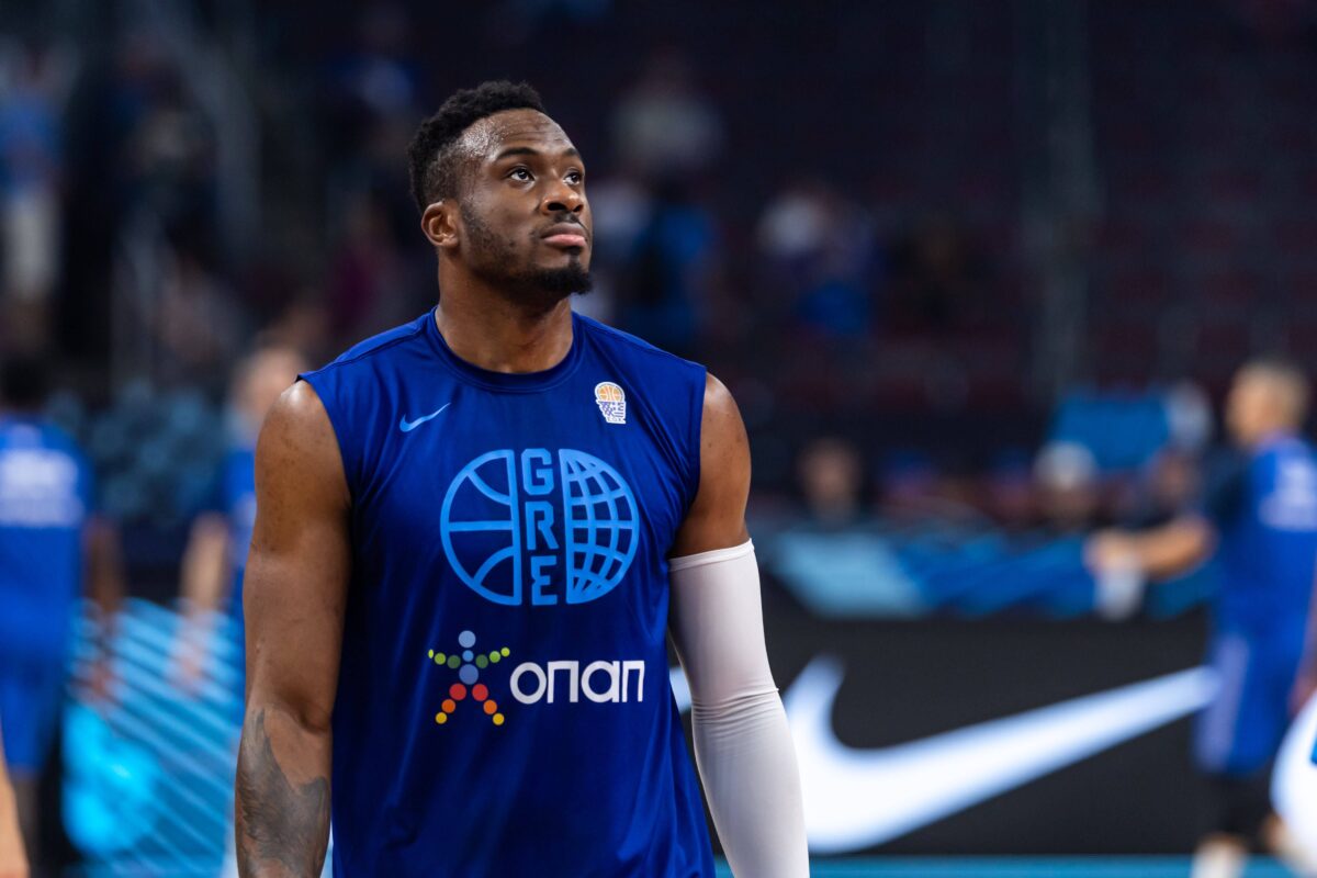 Θανάσης Αντετοκούνμπο ενόψει του ματς με την Λιθουανία: «Αυτό είναι το πιο σημαντικό για εμάς…» (vid)