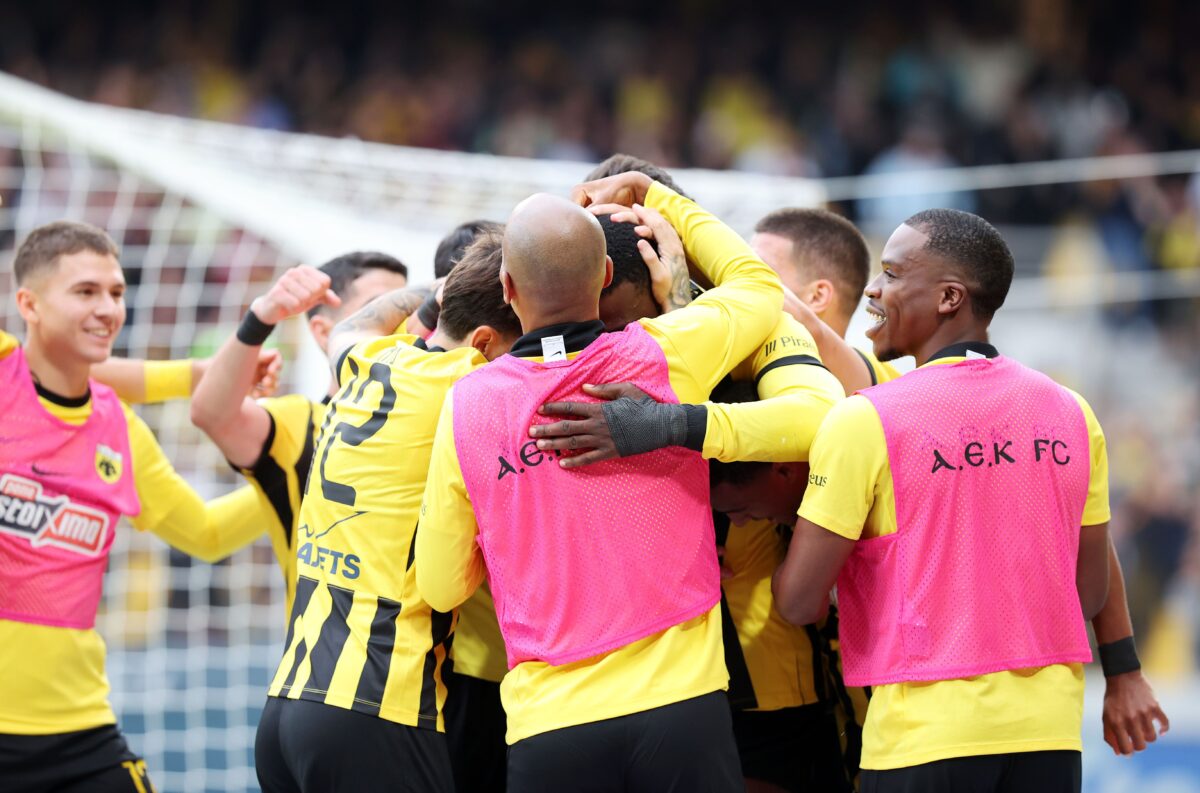 Ποιοί είναι οι τέσσερις πρώτοι που έτρεξαν στον σκόρερ Πιερό και φανέρωσαν το κλίμα στην ΑΕΚ