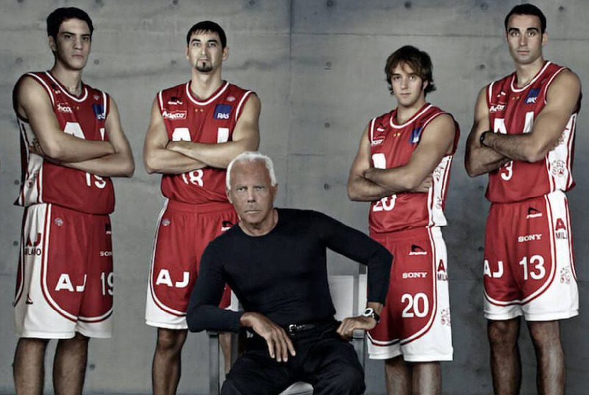 Οι ομάδες που επιμελήθηκε ενδυματολογικά ο Τζόρτζιο Αρμάνι