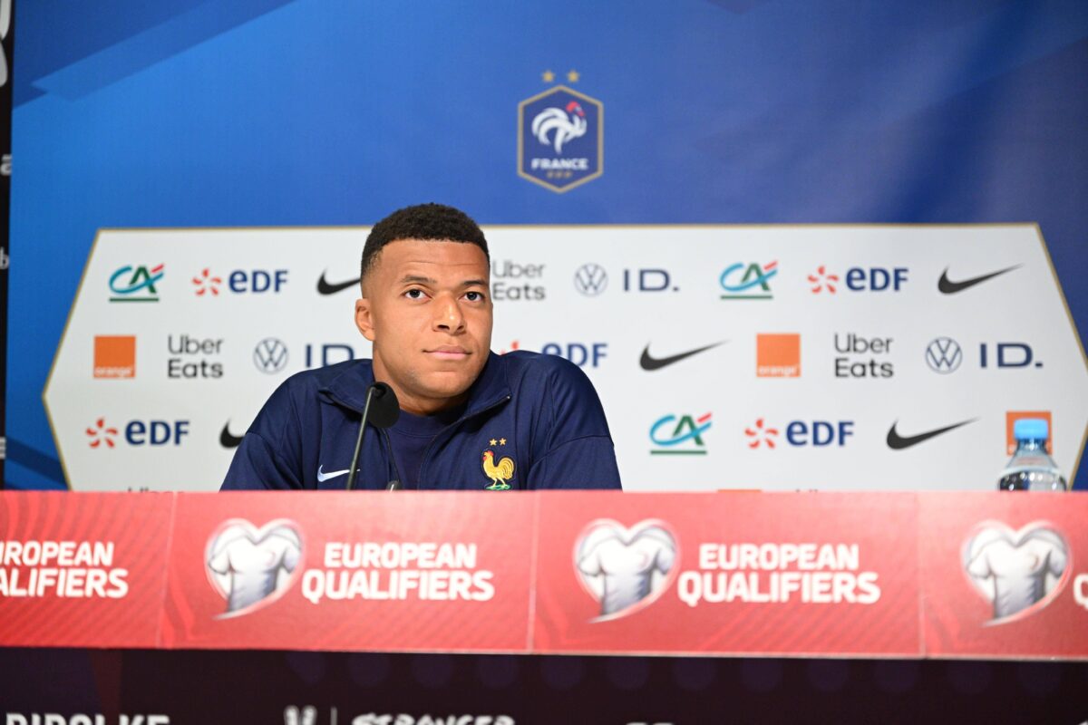 Ο Εμπαπέ αφήνει αιχμές: «Είδα ομάδες να παίζουν φιλικά πριν το τέλος της σεζόν…»