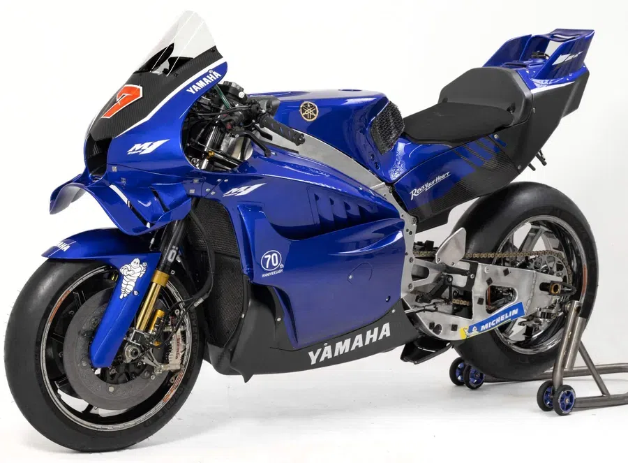 Η Yamaha παρουσίασε επίσημα τον πρώτο της V4 κινητήρα (pics)