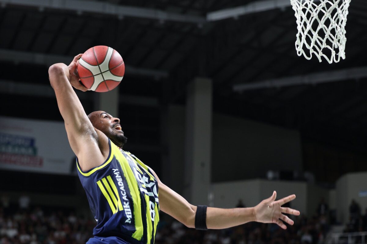 Φενέρμπαχτσε: Πήγε στράφι η εμφάνιση του πρώην NBAer, Χόρτον Τάκερ – Τα απίθανα στατιστικά του (vid)