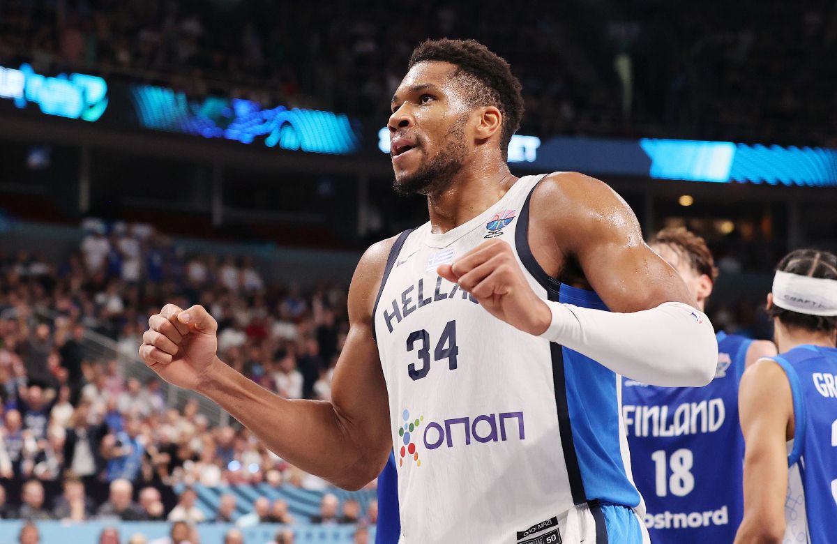 Το πρώτο post του Γιάννη Αντετοκούνμπο μετά το μετάλλιο είναι συγκλονιστικό (pic)