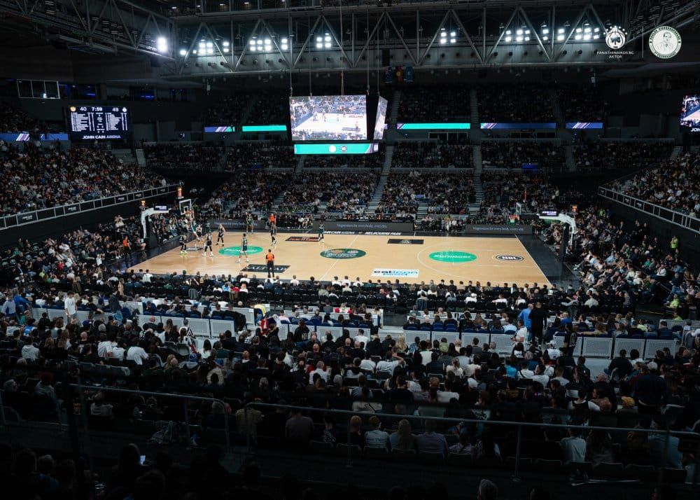 Γεμάτη και… πράσινη η Qudos Bank Arena για χάρη του Παναθηναϊκού (pics)