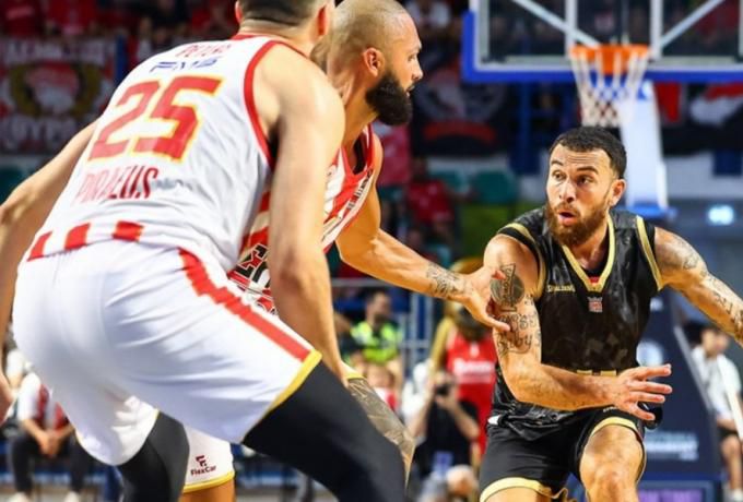 Ολυμπιακός – Μονακό: Το νικητήριο τρίποντο του Τζέιμς που χάρισε την νίκη στην Μονακό (vid)