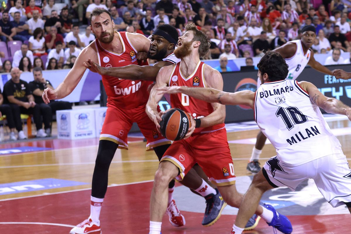 Νίκησε δίχως να εντυπωσιάσει με κορυφαίους Φουρνιέ και Βεζένκοφ