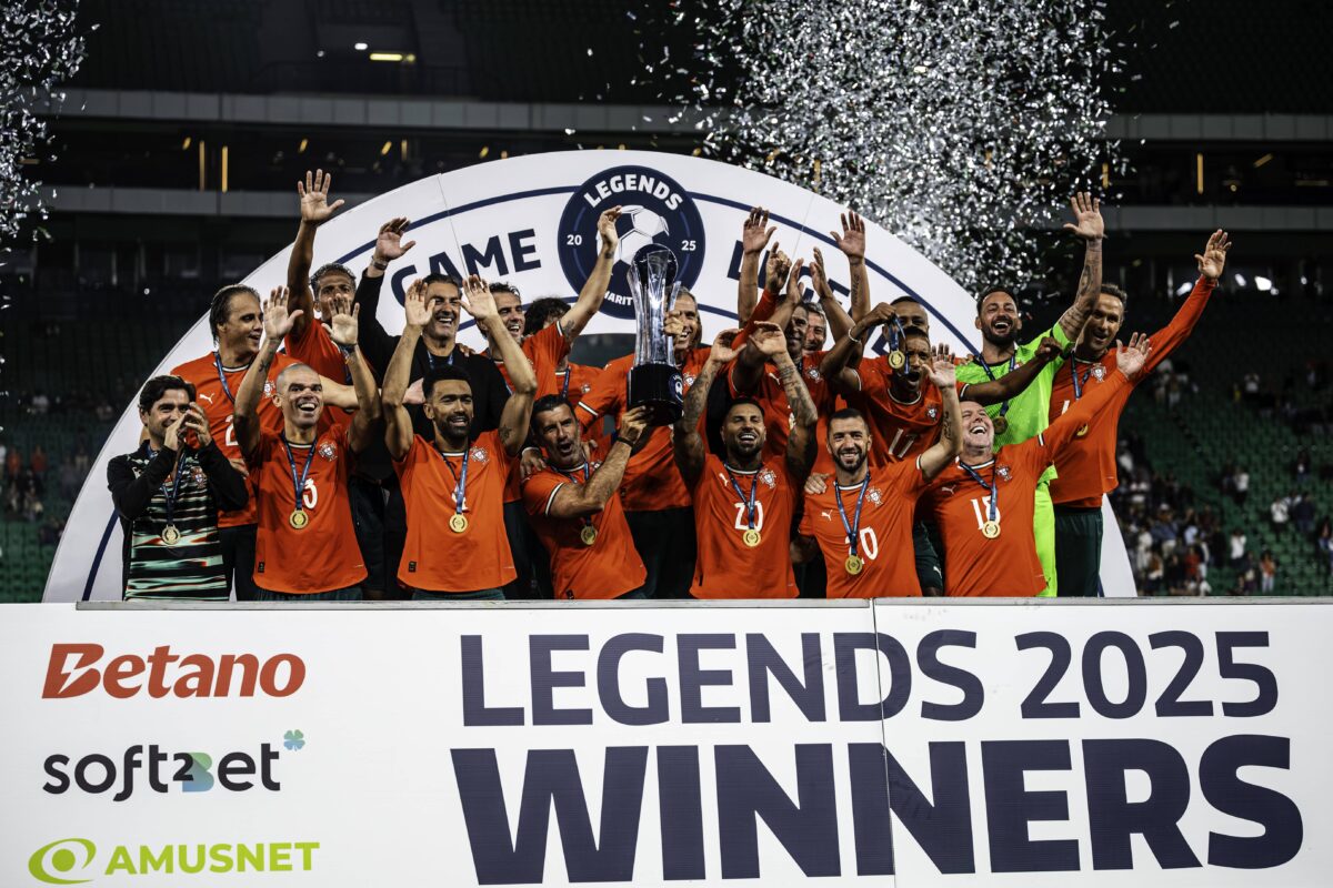 Φιλανθρωπικός αγώνας των Legends