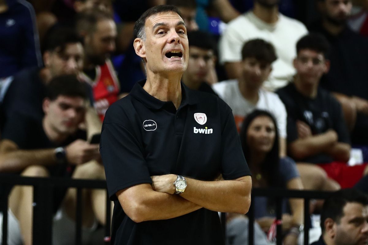 Μπαρτζώκας: «Ευχαριστώ τους Αγγελόπουλους για τον Ντιλικινά, έβαλαν βαθιά το χέρι στην τσέπη» – Η ατάκα του για νέα μεταγραφή
