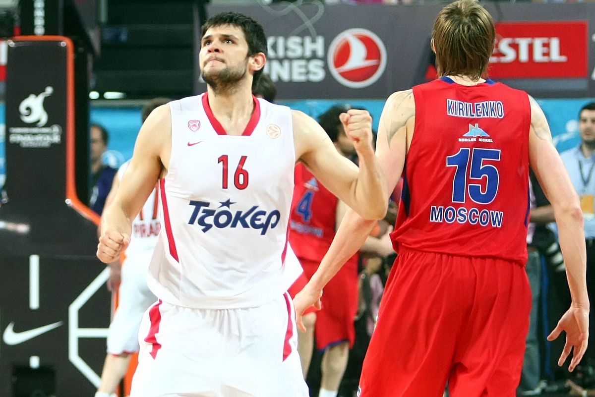 Τα 3 κορυφαία παιχνίδια του Παπανικολάου με τη φανέλα του Ολυμπιακού