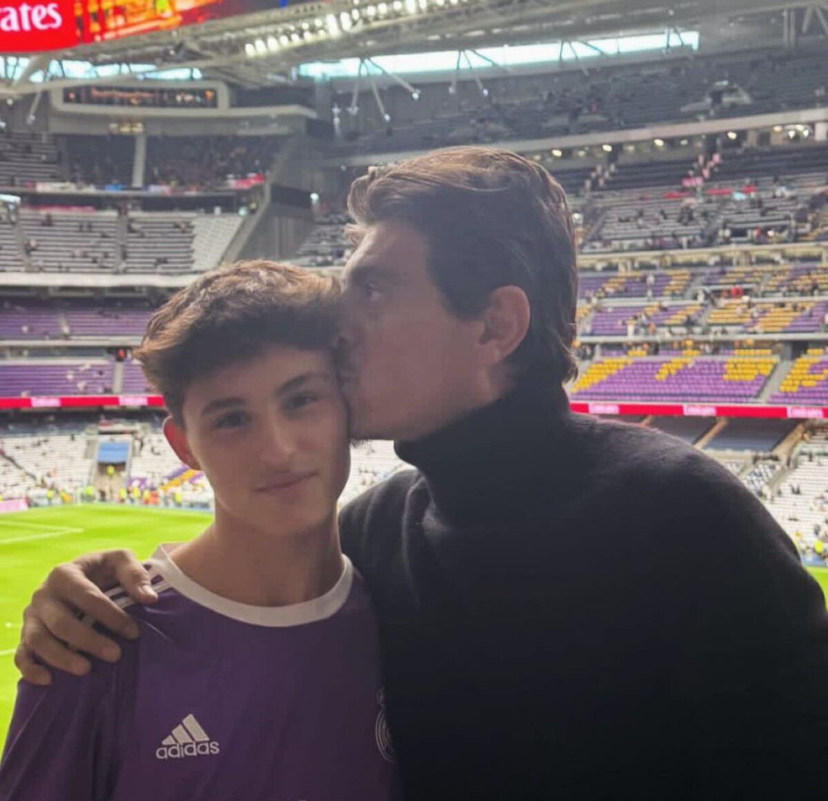 Ο Γιαννακόπουλος παρακολούθησε το El Clasico με τον γιο του και φωτογραφήθηκε με την Πενέλοπε Κρουζ! (pics)