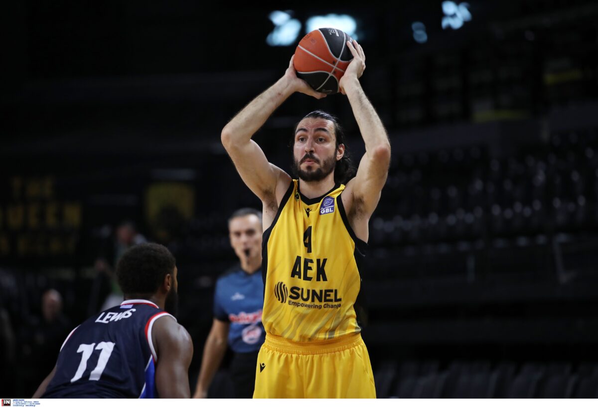 Πρόβλημα για την ΑΕΚ, εκτός με Λέβιτσε ο Κατσίβελης