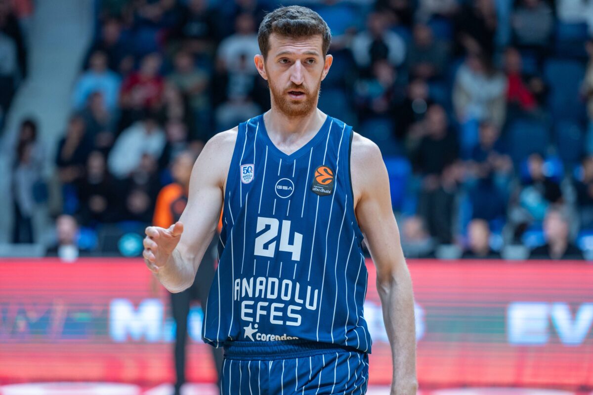 Ανησυχία στην Εφές με τον τραυματισμό του Οσμάνι