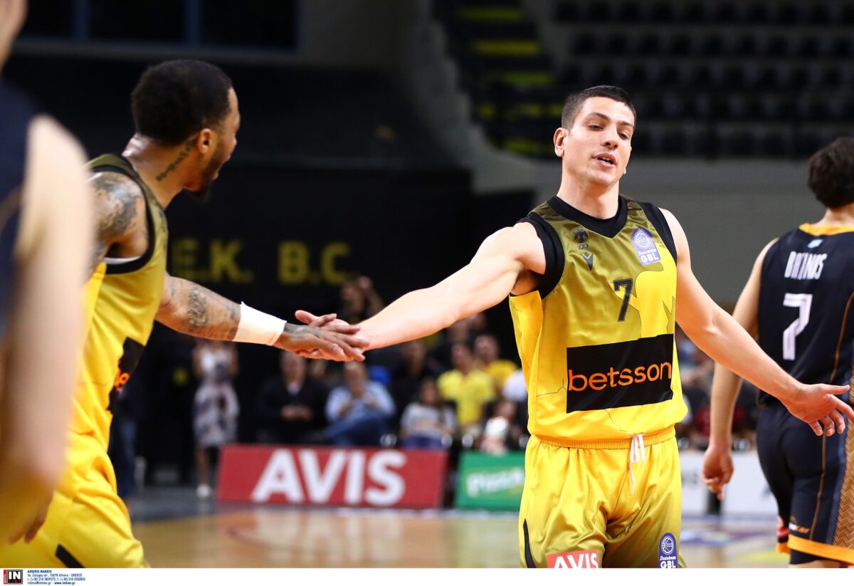 ΚΟΛΟΣΣΟΣ ΡΌΔΟΥ – ΑΕΚ