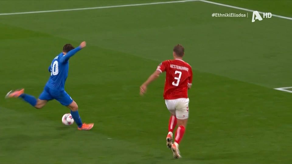 Η Εθνική βγάζει αντίδραση και μειώνει σε 3-1 με τον Τζόλη