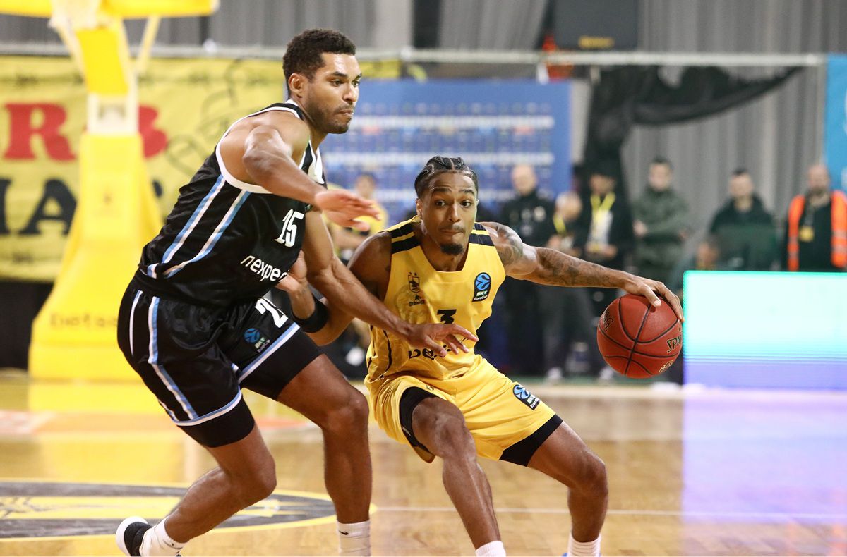 Ο Άρης ισοπέδωσε το Αμβούργο σε ατμόσφαιρα από τα παλιά παρουσία Σιάο