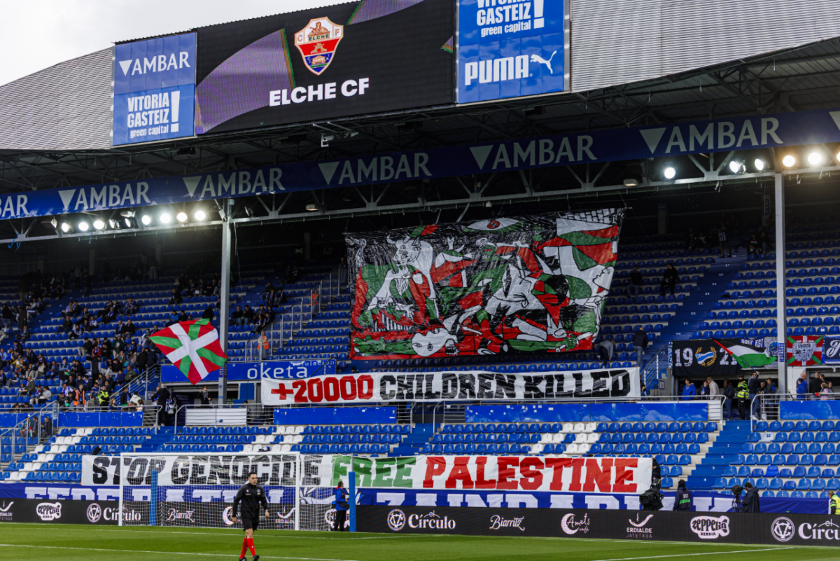 Συγκλονιστική διαμαρτυρία των οπαδών της Αλαβές για τη Γάζα