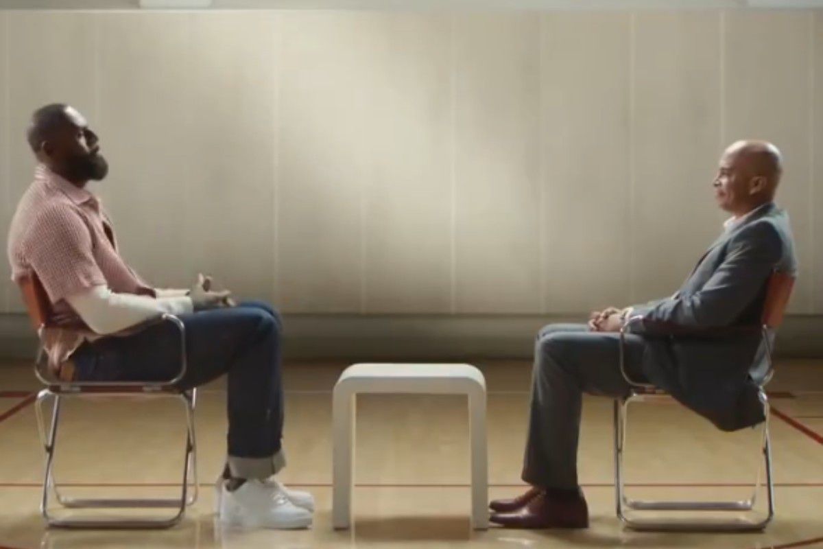 Τα βλέμματα του κόσμου γύρω από τον ΛεΜπρόν: «Έρχεται η απόφαση όλων των αποφάσεων» (vid)