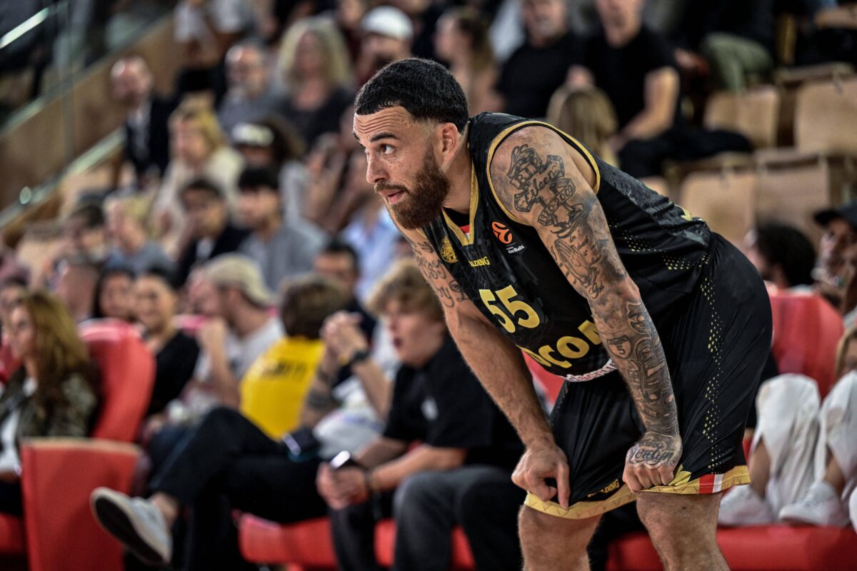 Ήττα-σοκ με 100άρα για τη Μονακό από τη Σαλόν στο Πριγκιπάτο