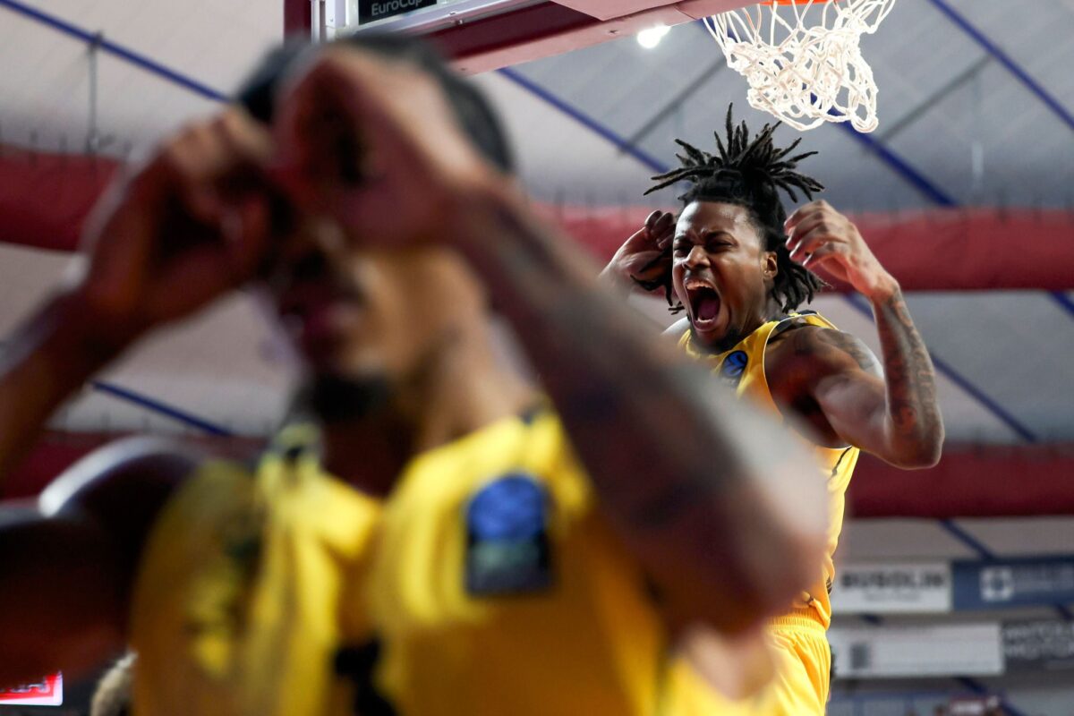 Δεν ήταν μόνο ο Τζόουνς…