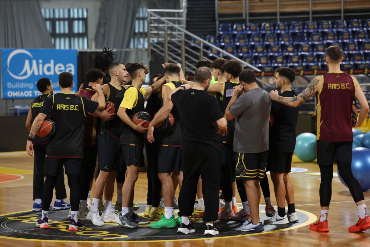 Ο Άρης βάζει στην εξάδα τον Μερκβιλάτζε, εκτός ο Φόρεστερ