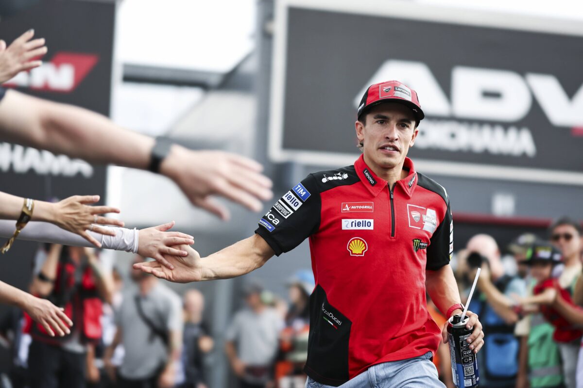 Ο Μαρκ Μάρκεθ υπέστη κάταγμα στον δεξιό ώμο