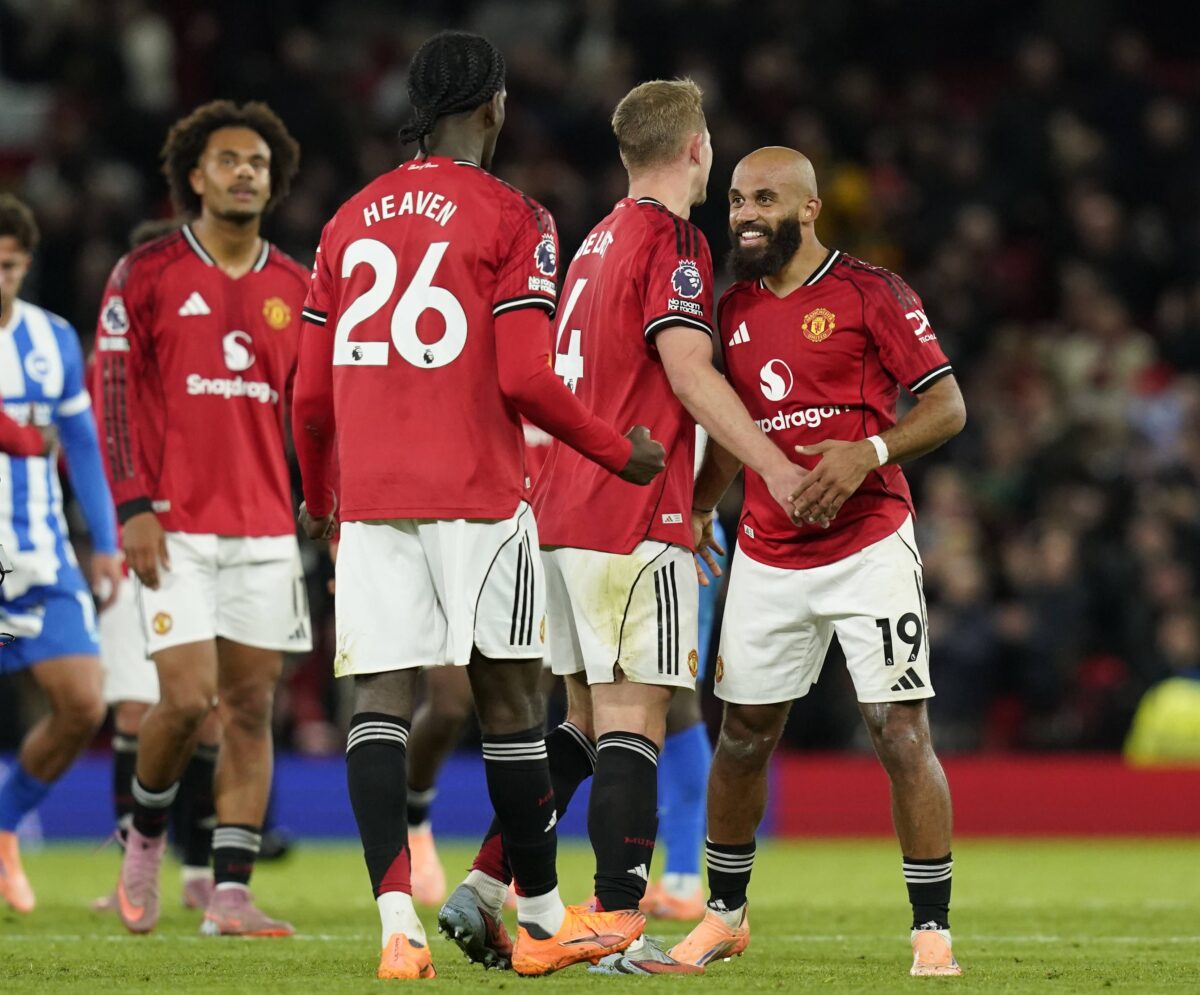 Αγχωτική νίκη για τη Μάντσεστερ Γιουνάιτεντ με 4-2 επί της Μπράιτον, σκόραρε ο Κωστούλας