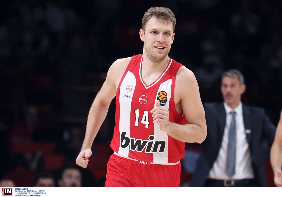 Ιστορικό ορόσημο για τον Βεζένκοφ – Ξεπέρασε τους 3.000 πόντους στη EuroLeague
