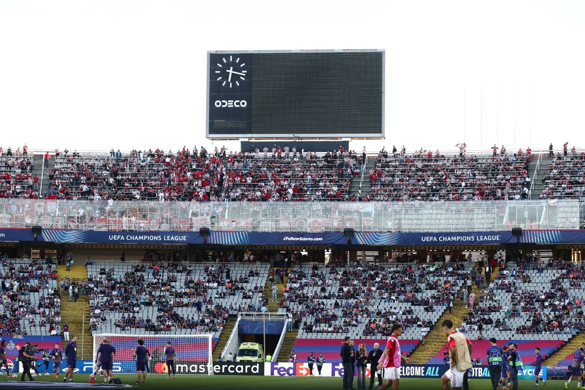 Μεγάλη ταλαιπωρία για τους φίλους του Ολυμπιακού – Τι συνέβη με την αστυνομία στο Μονζουίκ