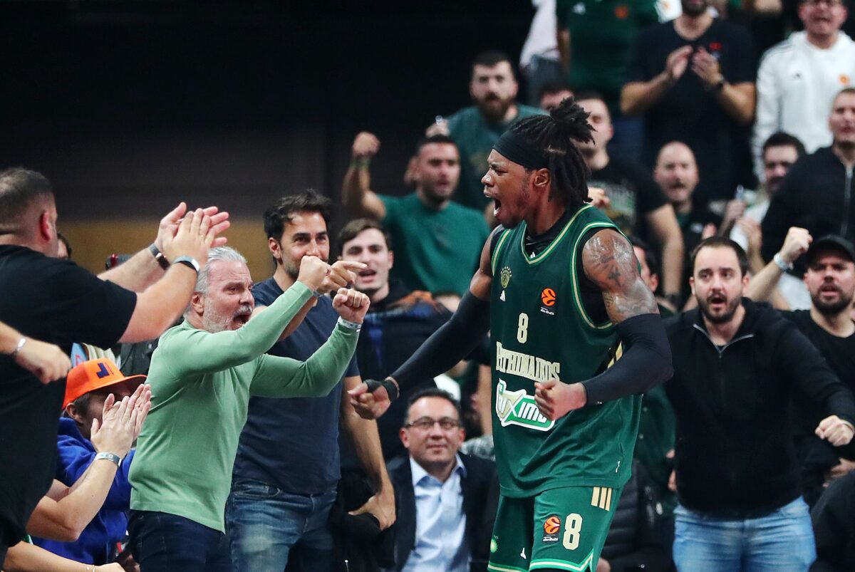 Ο Χολμς ντύθηκε Σέρλοκ, ο Ναν… Δρ. Γουότσον και το μυστήριο λύθηκε!