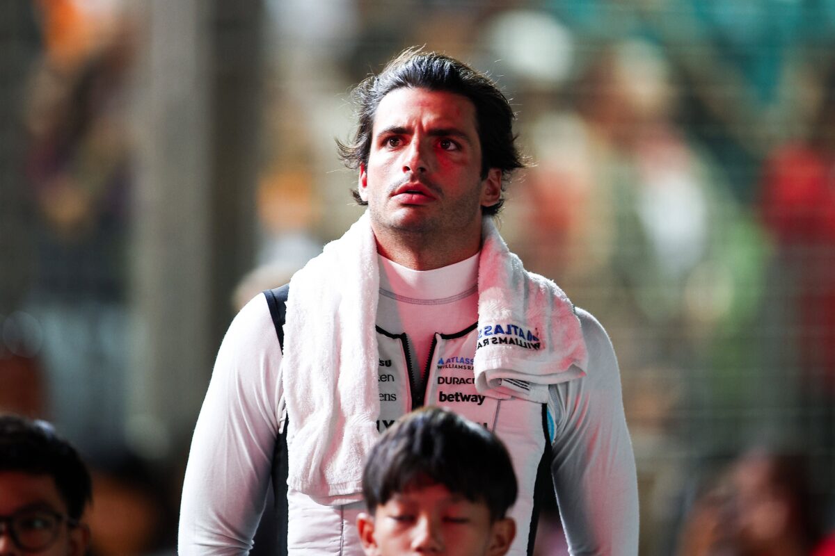 Κάρλος Σάινθ