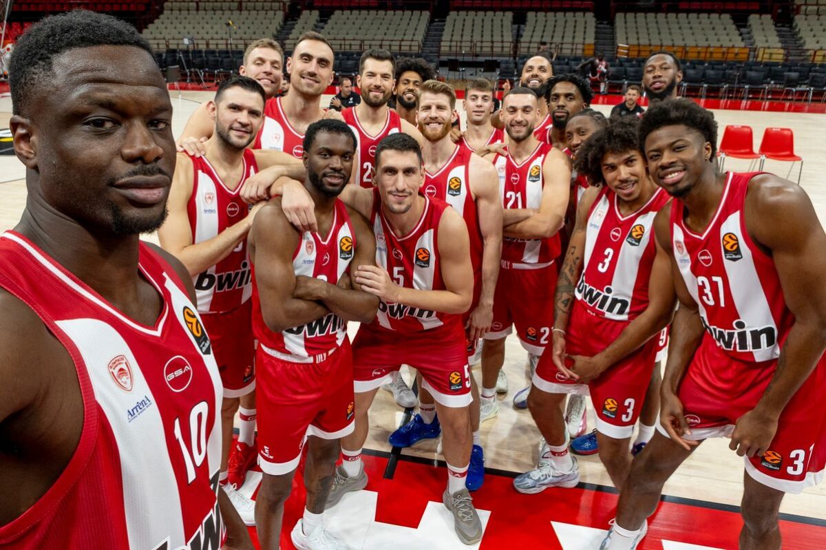 Ο Ολυμπιακός αλλάζει, χωρίς να χάνει την ταυτότητά του