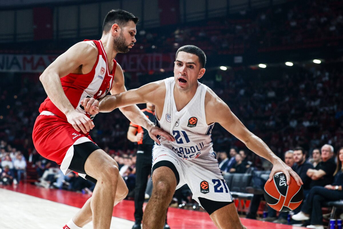 Κόουλ Σουάιντερ: Αυτός είναι ο παίκτης που «εκτέλεσε» τον Ολυμπιακό