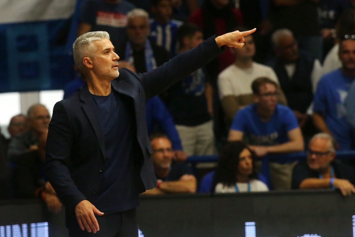 Ζιάγκος: «Η Μύκονος μπαίνει με πολύ όμορφο τρόπο στα εφηβικά χρόνια»