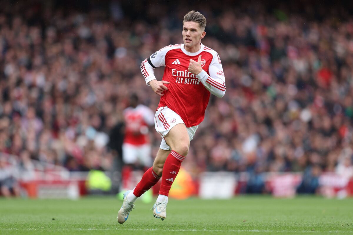 Ο Γιόκερες δεν πείθει στην Αγγλία: «Είναι ο μόνος κρίκος που λείπει από την Άρσεναλ»