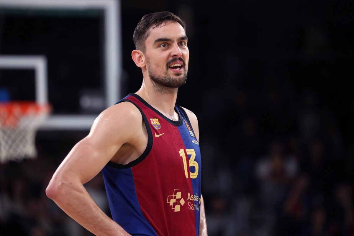 Ο Τόμας Σατοράνσκι με τη φανέλα της Μπαρτσελόνα