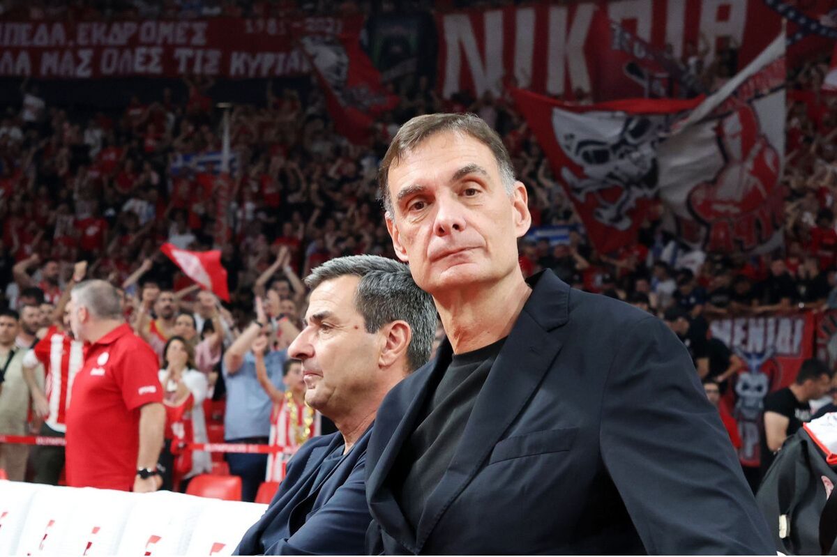 Όταν ο Γιώργος Μπαρτζώκας μπήκε στον αγωνιστικό χώρο του ΣΕΦ