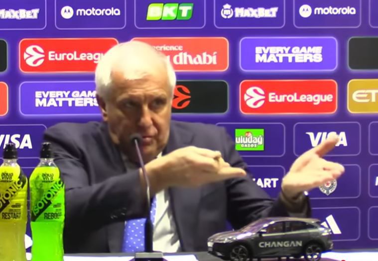 Ομπράντοβιτς rules: Αποκάλυψε τον νέο πολύ αυστηρό κανόνα που έθεσε στους παίκτες και την αντίδρασή τους (vid)