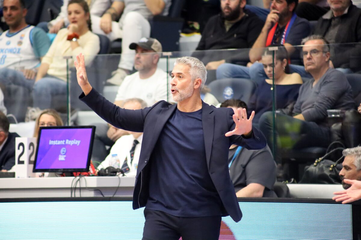 Ζιάγκος: «Ο κ. Ζούρος, άφησε αιχμές για ευνοϊκή διαιτησία προς τη Μύκονο – Δεν θα το επιτρέψω σε κανέναν»