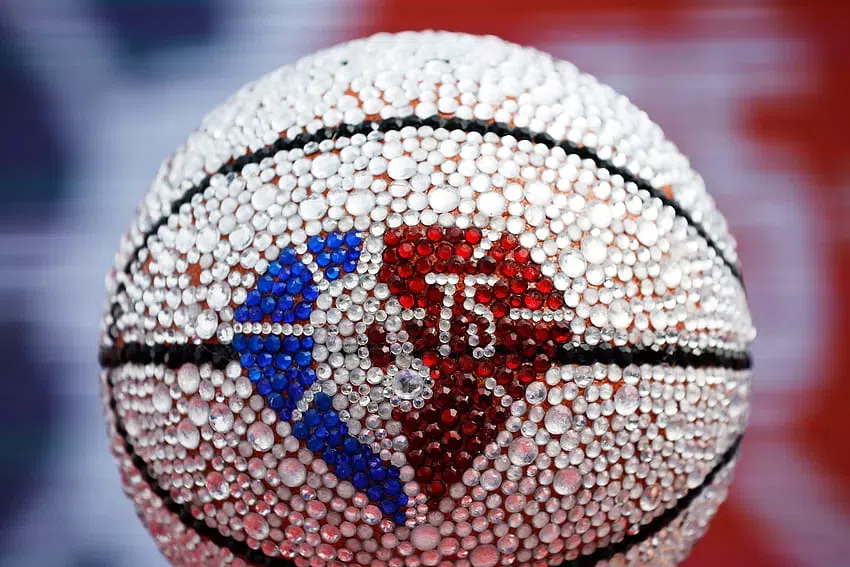 Γιατί οι δισεκατομμυριούχοι αγοράζουν ομάδες: Το νέο status asset που ξεπερνά τέχνη και supercars