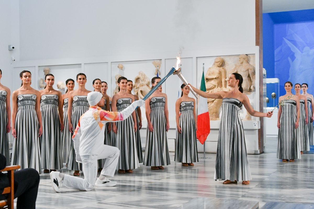 Ξεκίνησε το ταξίδι της Ολυμπιακής Φλόγας για το Μιλάνο-Κορτίνα