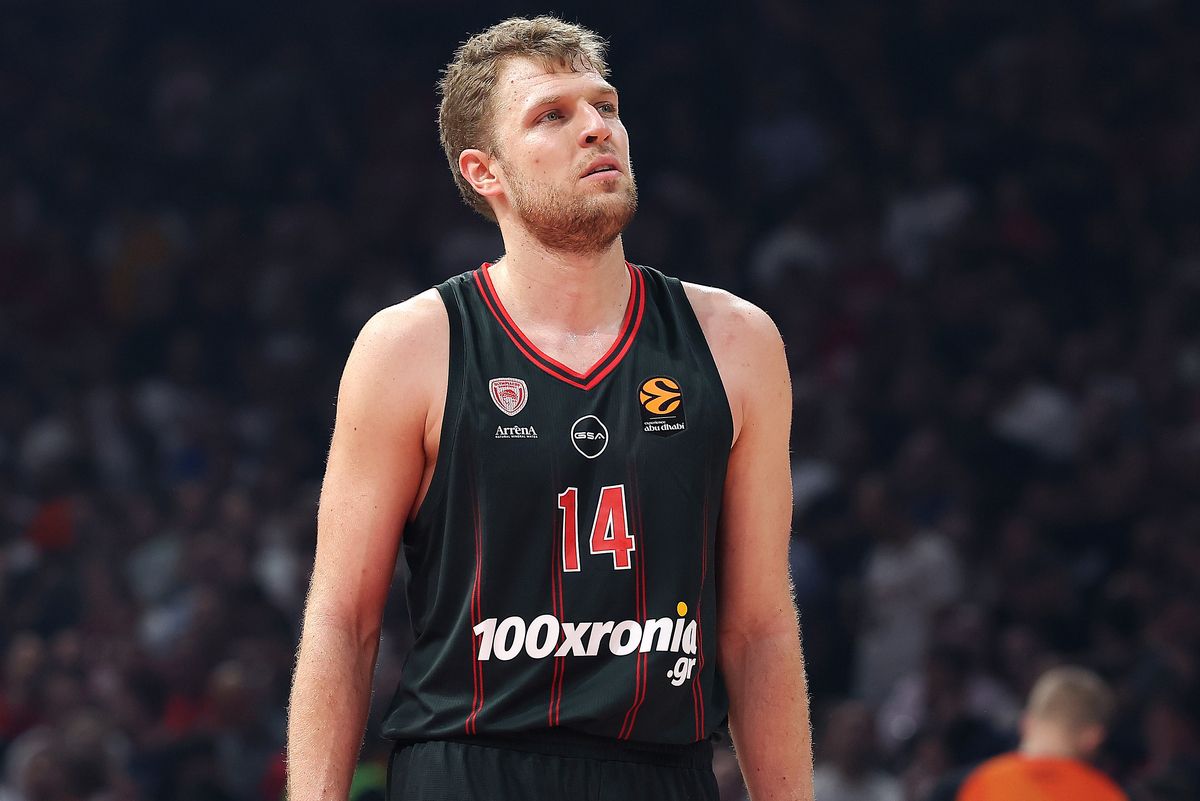 Ξέσπασμα Βεζένκοφ: «Επαναλαμβάνεται το ίδιο λάθος…»