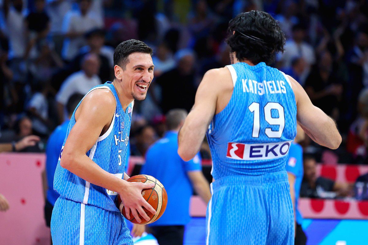 Ανυπομονησία του κόσμου για να δει την Εθνική – Πόσα εισιτήρια μένουν για το ματς με Ρουμανία