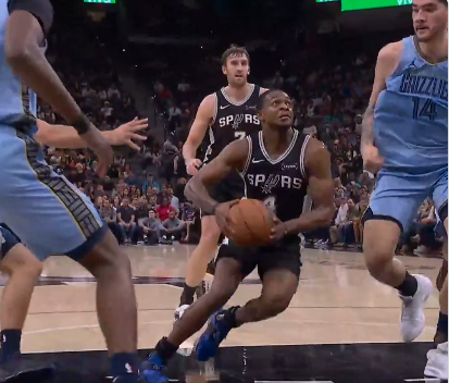 Νίκη με άγχος για τους Σπερς απέναντι στους Γκρίζλις