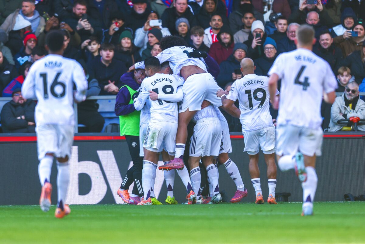 Διπλό «ανάσα» με ανατροπή για τη Μάντσεστερ Γιουνάιτεντ κόντρα στην Κρίσταλ Πάλας