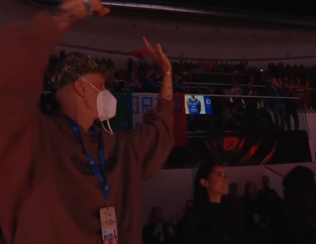 Θερμή υποδοχή και αποθέωση για τον Ακίλε Πολονάρα στο Ιταλία – Ισλανδία (vid)