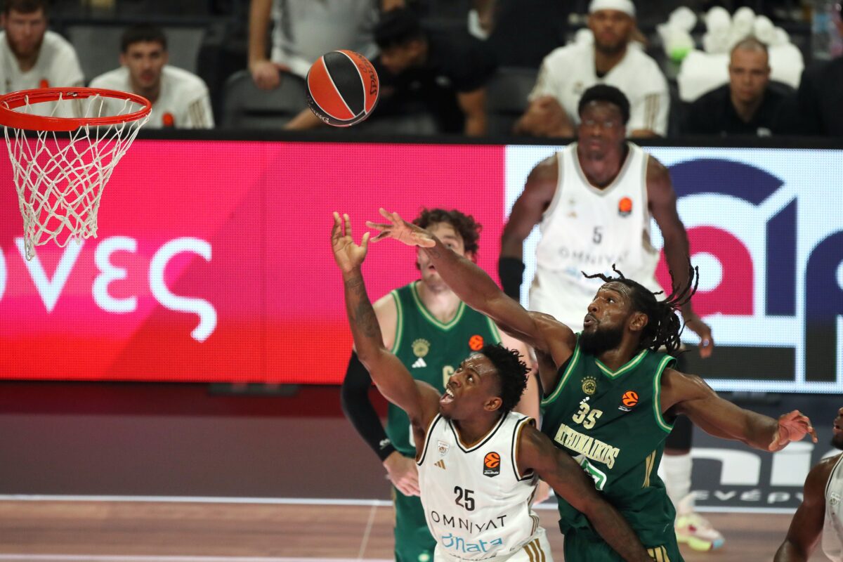 Ξανά στην κορυφή του Top 10 της EuroLeague ο… τερματοφύλακας Φαρίντ! (vid)