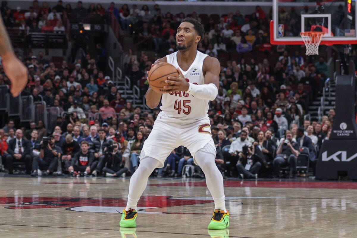 Εντυπωσιακή ανατροπή και νίκη για τους Καβαλίερς επί των Γκρίζλις