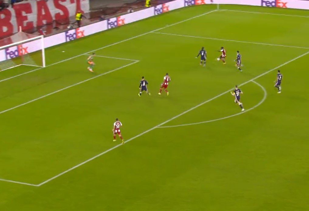 Το φοβερό γκολ του Ζέλσον για το 1-0 του Ολυμπιακού κόντρα στην Αϊντχόφεν