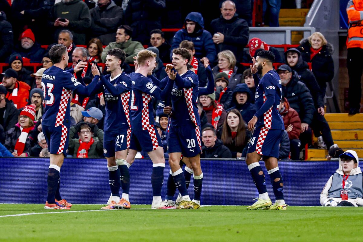 Η Αϊντχόφεν «διέλυσε» τη Λίβερπουλ που δε λέει να σηκώσει κεφάλι – Παρί πέντε αστέρων κόντρα στην Τότεναμ